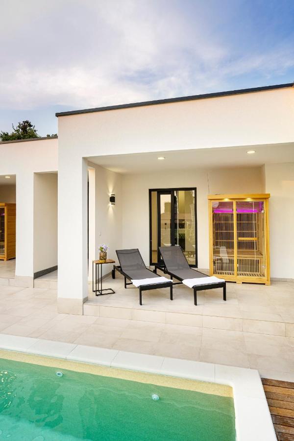 אומאג Goldimare Garden Residence מראה חיצוני תמונה